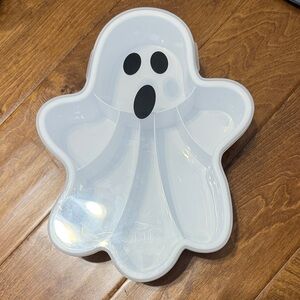 NWT CWC Ghost-Shaped White Snack Box